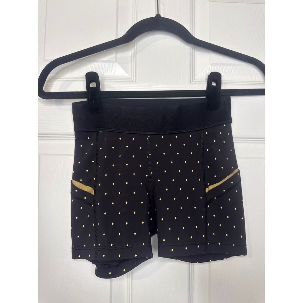 Lululemon Black Gold Diamond Foil Print Athletic Running Shorts Womens 2